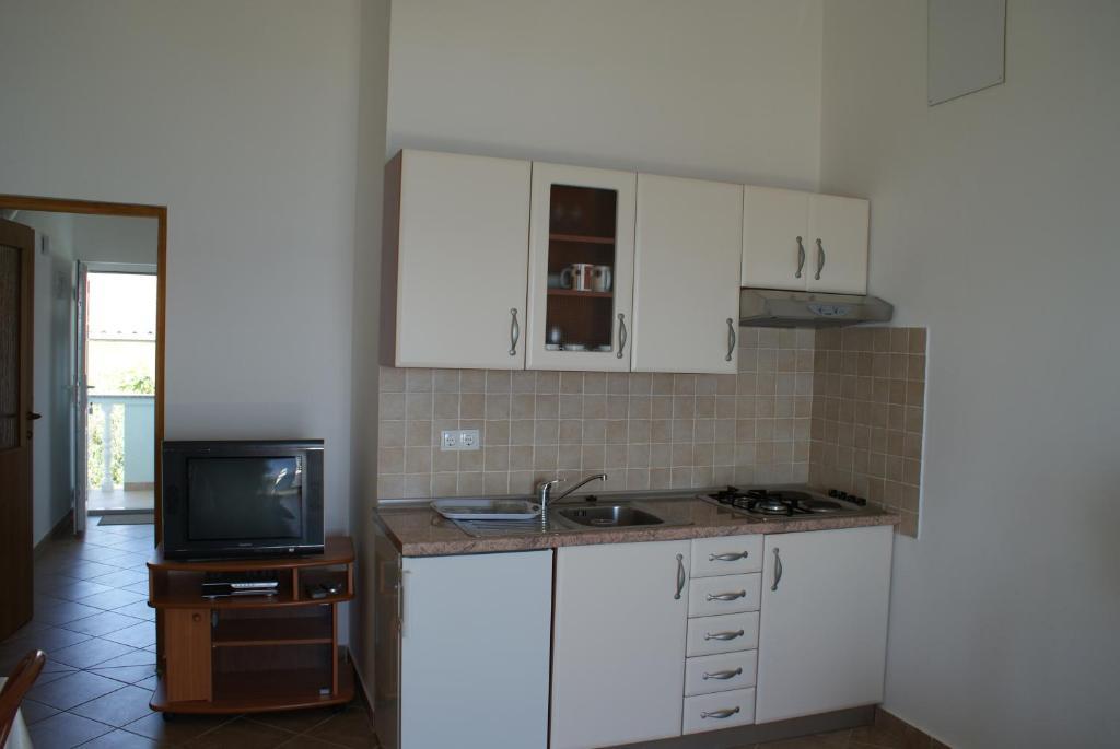 Apartments Jurjevic Petrcane Camera foto