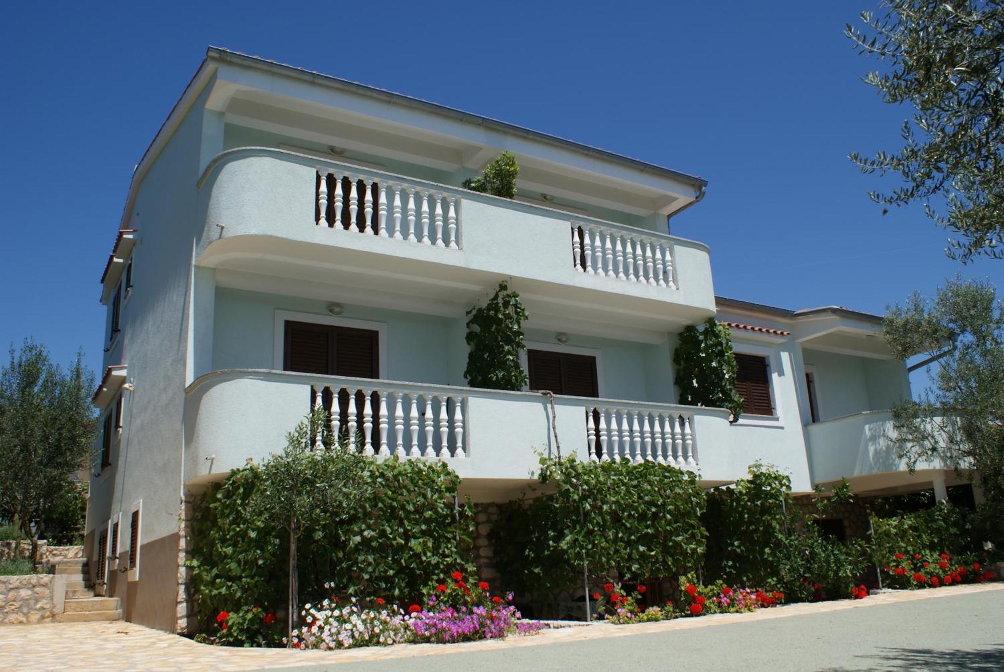 Apartments Jurjevic Petrcane Esterno foto
